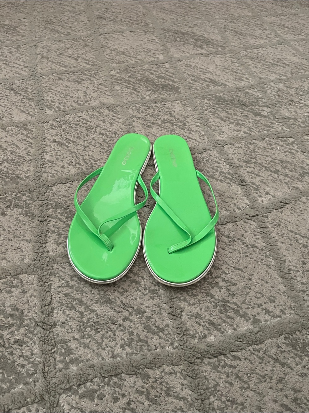bebe Neon Green Patent Flip Flop Sandals